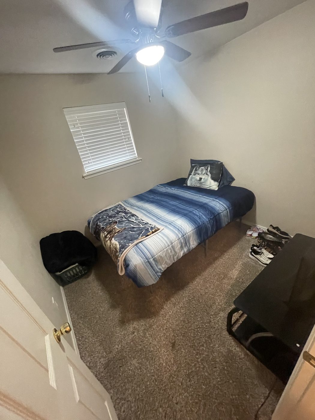 Guest bedroom maintained by Blanc Co cleaning service Oklahoma City