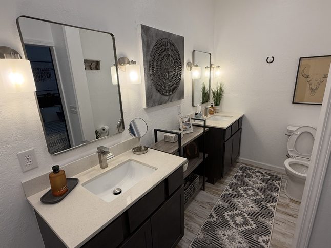 Double vanity bathroom deep cleaned by Blanc Co Oklahoma City